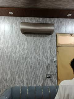 Gree inverter 1.5 ton ac like new condition condition 10by8.5