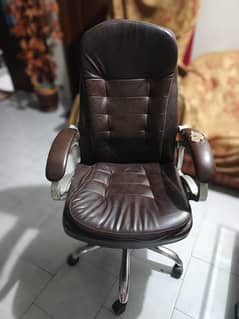 Executive Chair Computer Chair Boss Chair in good condition