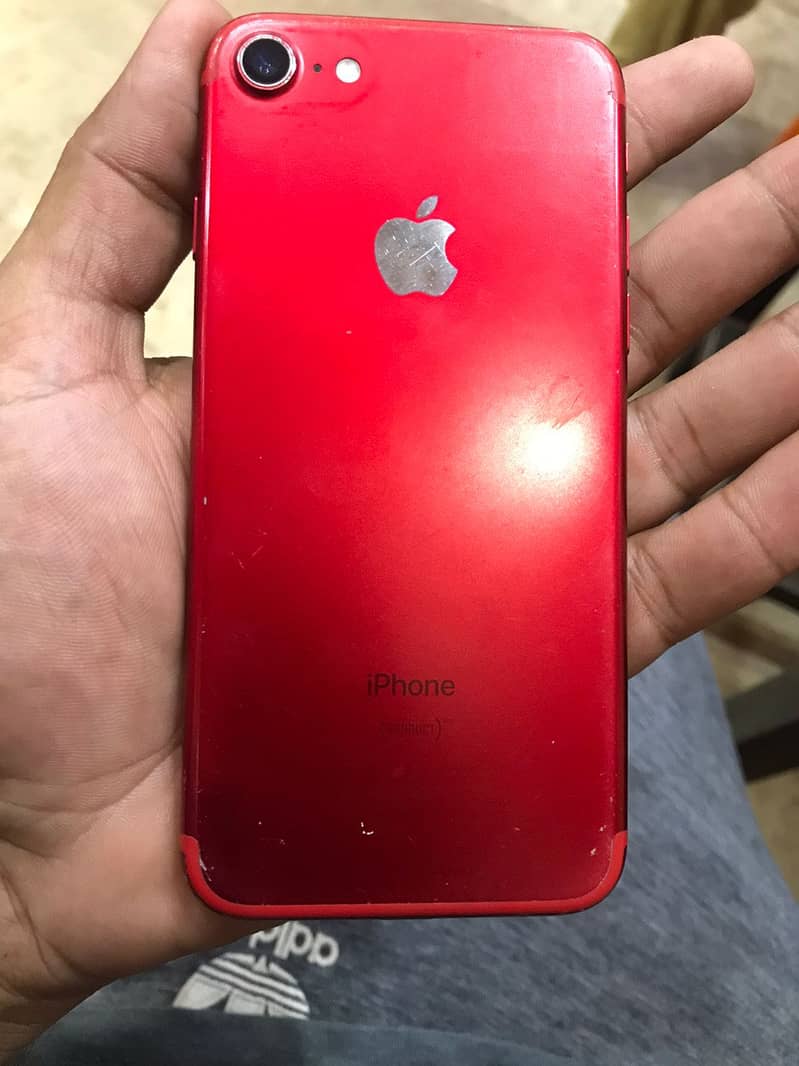 Iphone7 in Red Color with 10/8 condition 3