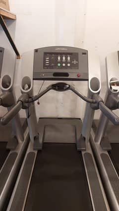 LIFE FITNESS / PRECOR / STARTRAC / TECHNOGYM TREADMILLS ARE AVAILABLE