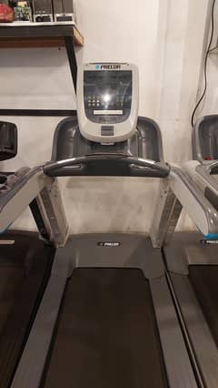 BLUETRIM PRECOR TREADMILL / COMMERCIAL TREADMILL / GYM TREADMILL