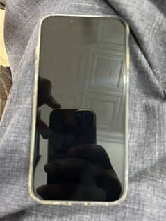 iPhone 16e