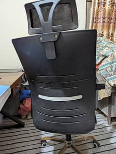 Rolling chair