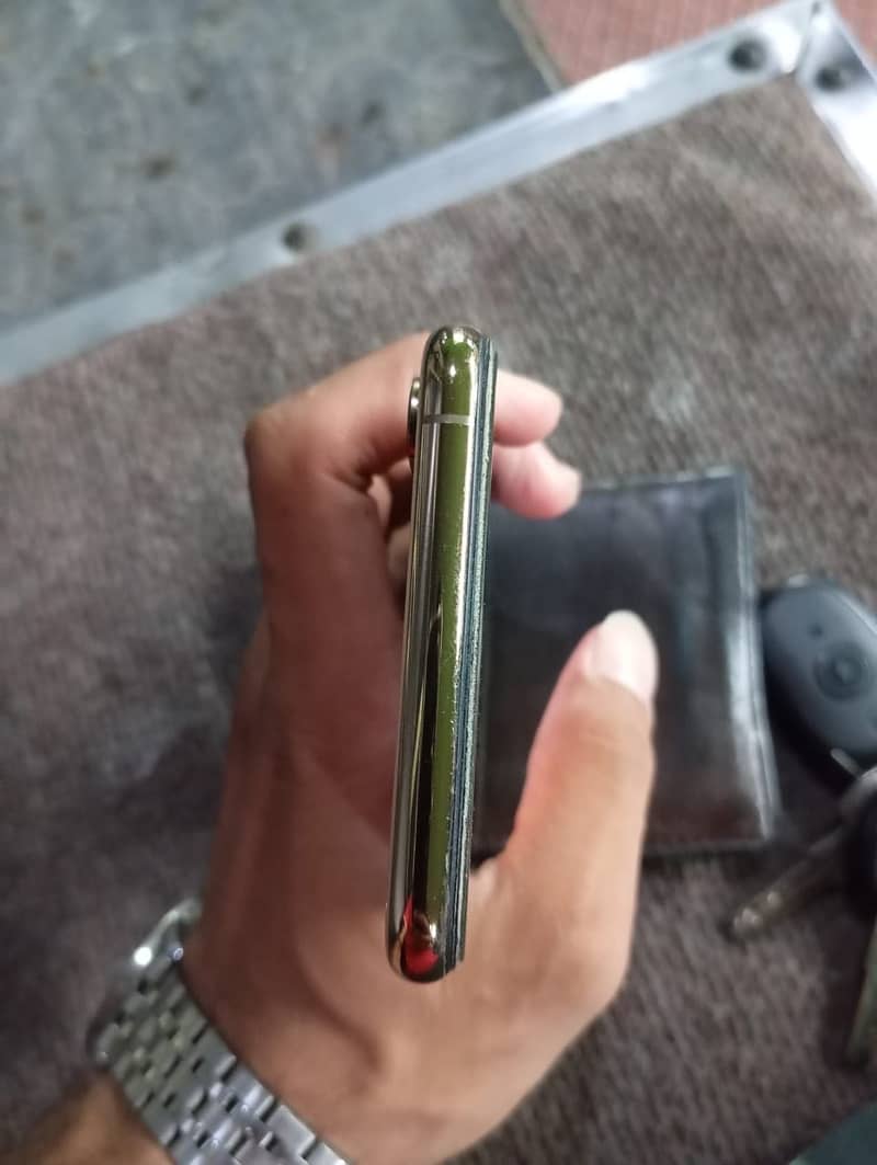 iPhone XS Max Dual PTA Exchange possible with Android latest model 3