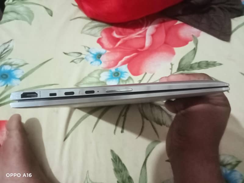 i5 8ger model 1030 just a new 20 Days use only condition 99% new 3