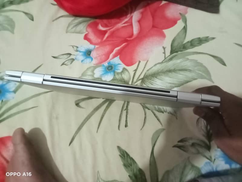 i5 8ger model 1030 just a new 20 Days use only condition 99% new 6