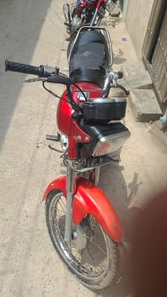 Yamaha Junoon
