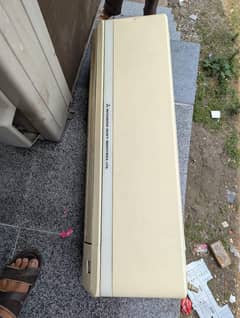 Mitsubishi 1.5 ton 10/10