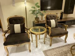 Chairs with coffee table