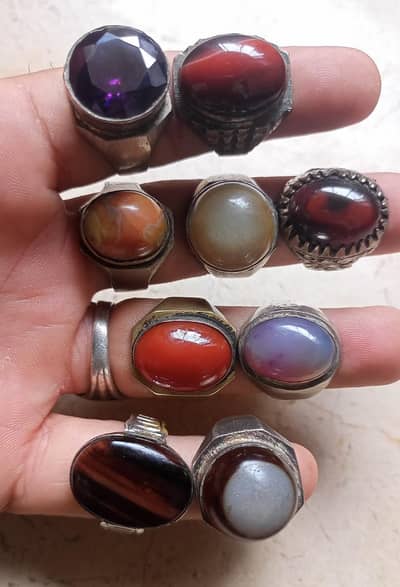 yaqoot, Neelam Pukhraj, moizanite every stone available