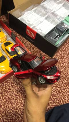 1:32 Toyota Supra Diecast Model Car – Alloy Pullback Toy