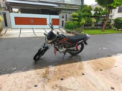 Honda CB 125F 2022