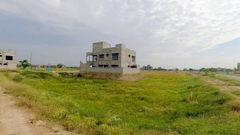 Great Investment Open Form 10 Marla Plot For Sale In G6 Block Bahria Orchard Phase 4 Lahore 7