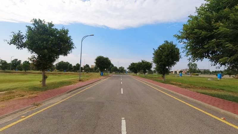 Great Investment Open Form 10 Marla Plot For Sale In G6 Block Bahria Orchard Phase 4 Lahore 12