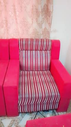 5 seater cautioned sofa