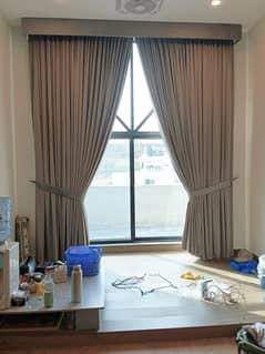 Curtains / Window Curtains / Room Curtains / Stylish Curtains for sal