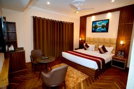 VIP Hotel Rooms Guest House 1Bed 2Bed Studio Furnished Apartment Near Gulberg Green