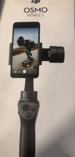 DJI