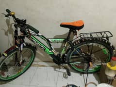 Cycle New hai bilkul use ma ni ha is Lia sale kr rha