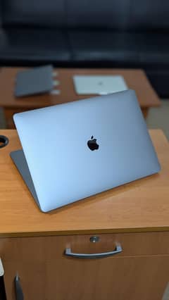 16 inch MacBook Pro (2019) | 16GB RAM | 512GB SSD | 4GB Graphics