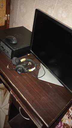 Affordable core i5 4th generation dell desktop computer with LCD