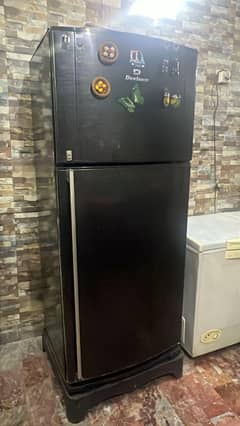 home used fridge is available for sale contact on 0321 4027950