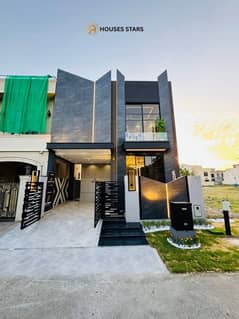 5 Marla Ultra Modern Super Luxurious Bungalow For Rent In DHA Defence