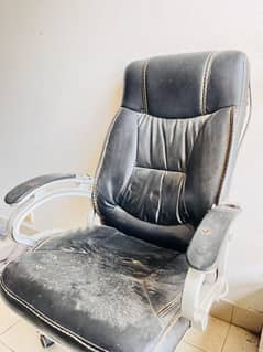 Used computer chair