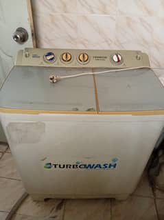 kenwood washing and dryer machine 2 in 1