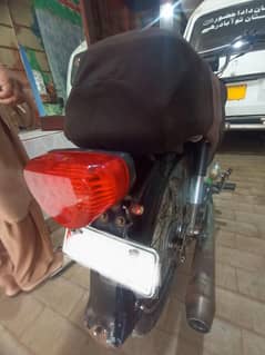 Unique UD Extreme Plus Model 2018 Karachi number First Owner. . 65,000