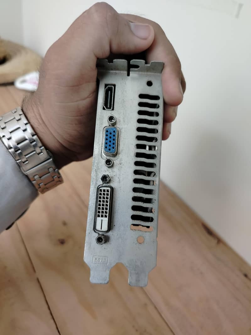 Manali Nvidia GeForce GTX 750 128 bit DDR5 3