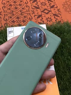 Tecno
