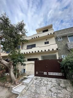 Beautiful Triple Storey Margallah Facing House on Prime Location of D-12