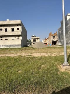 Beautiful Third From Corner Level Plot Available For Sale