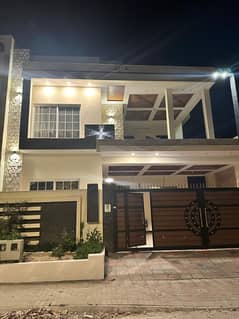 10 Marla House With Basement Partially Finished Upper Portion Reasonable Price