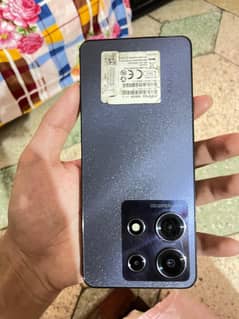 infinx note 30 all ok sarif glass change hy exchange bee ho sakta hy