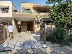 10 Marla 10 Year Use House For Sale Location New Airport Road LHR Double Unit Gated Compound Living Near DHA Lahore
