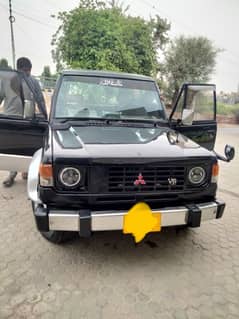Mitsubishi Pajero 1985