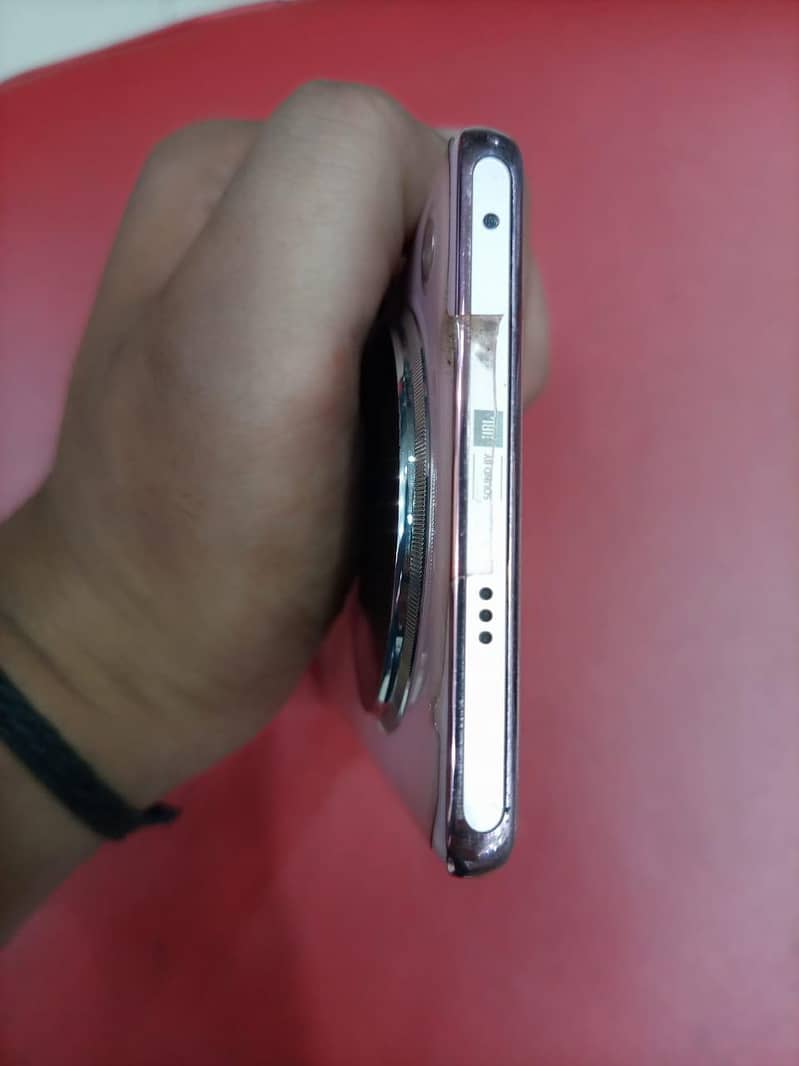 Infinix zero 40 10/10 condition complete box 5
