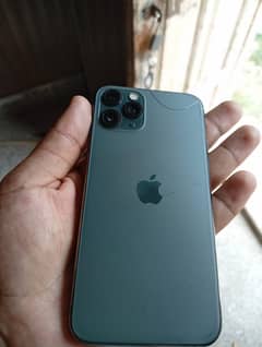 iphone 11 pro  used condition 10/9 only back break sim working