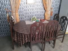 Dinner table for sale