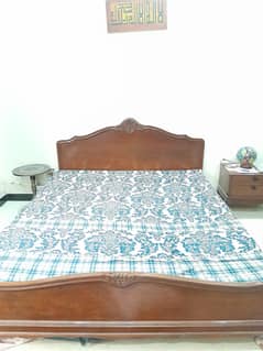 KING SIZE BED | SIDE TABLES | DRESSING TABLE | MATTRESS