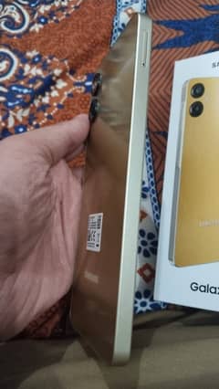 Samsung A06 4/128 only box open