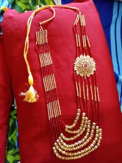 artificial jewlery