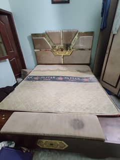 Master bed beautiful designing