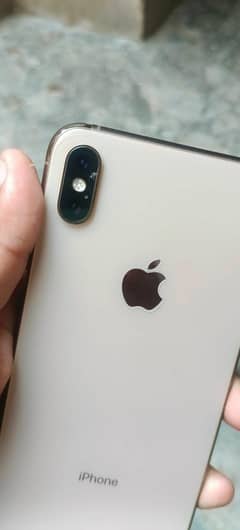 IPHONE XS MAX  64GB  (GOLDEN COLOUR)