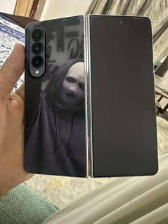 Samsung Zfold4 12/512 with box
