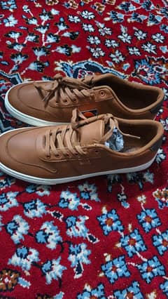 lugz