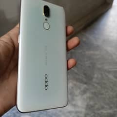 Oppo f11 8/256 with box read description