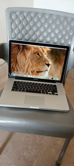 Macbook Pro 2011 Intel Core i7 15inch Urgent Sale With Charger apple